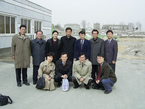 1142304328_0.jpg